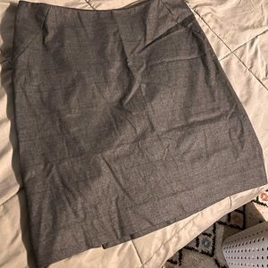 Gray plaid pencil skirt